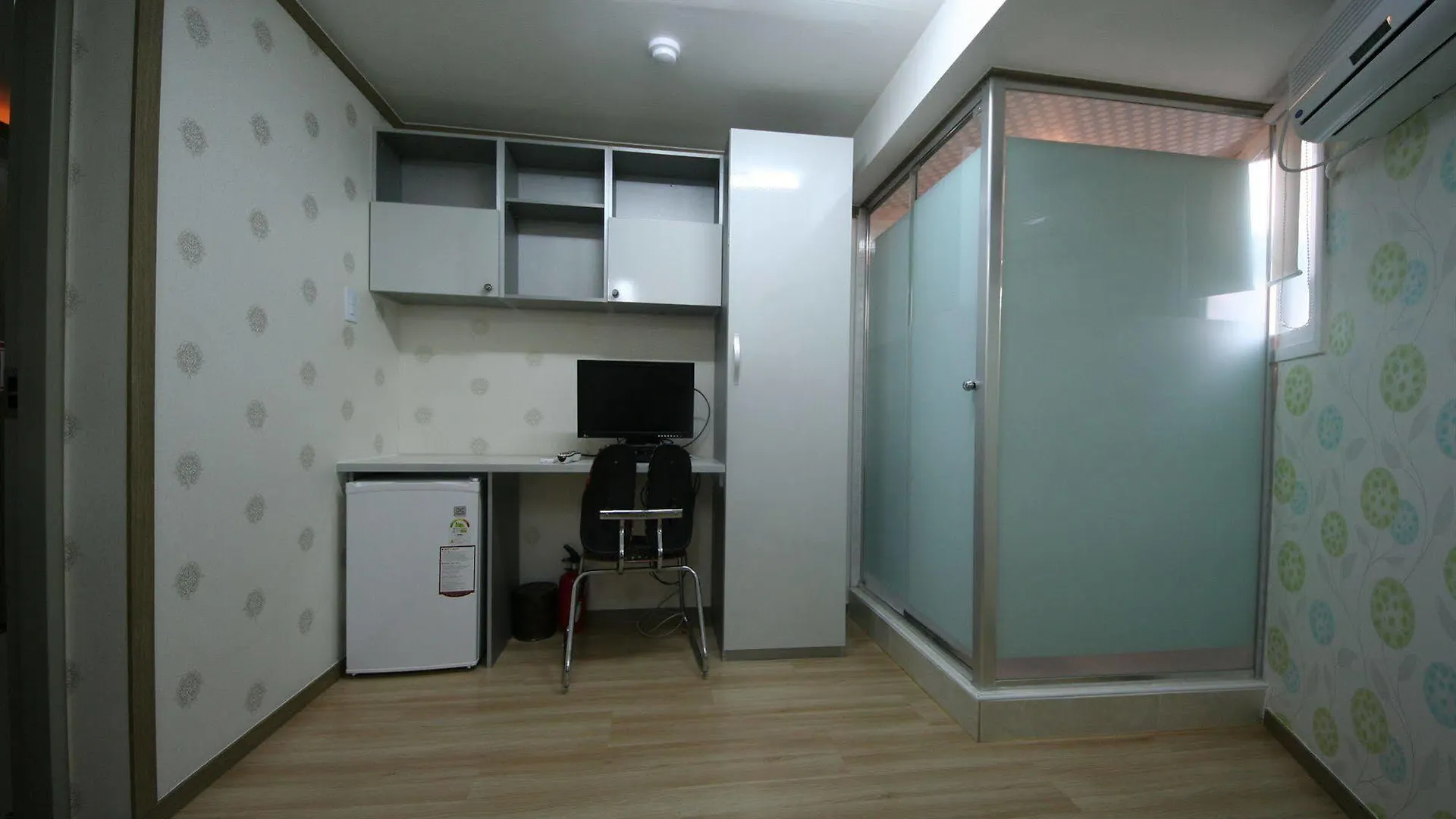 The Maru Hotel Seoul 2*,  South Korea